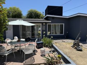 Before & After Exterior Painting in Burbank, CA (6)