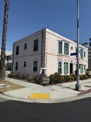 Painting in North Hollywood, CA (1)